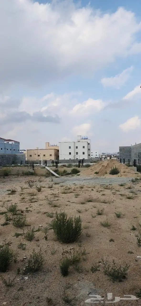 أرض مسورة بالكامل للبيع 3