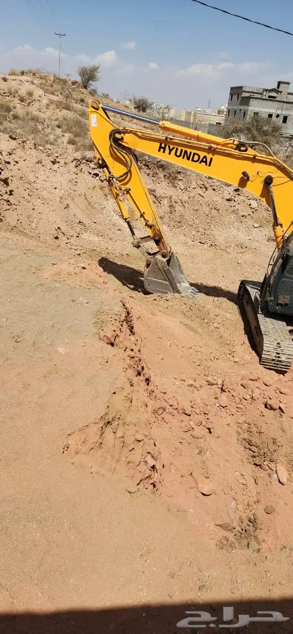 أرض مسورة بالكامل للبيع 33