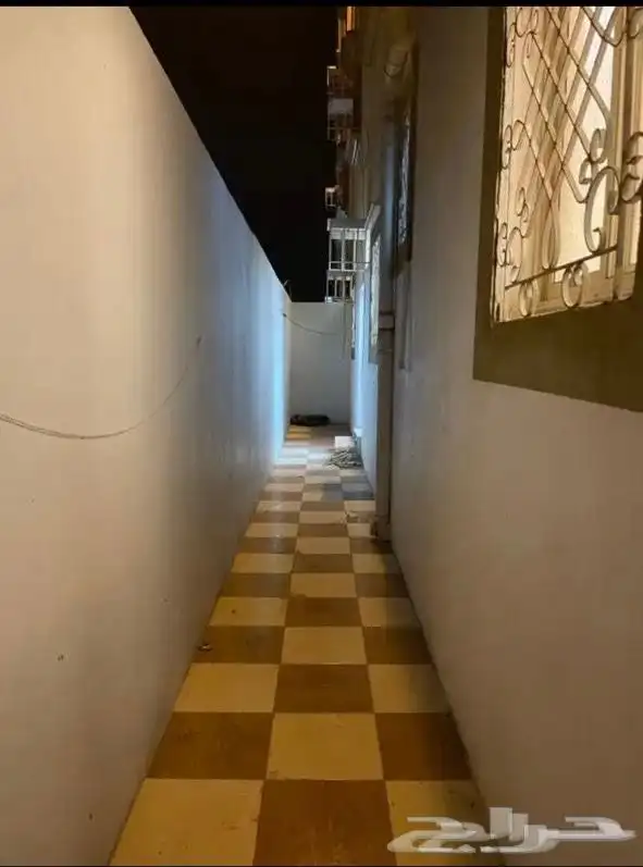 شقق بلاطه للايجار بسعر مناسب في محافظة احد رفيده 4