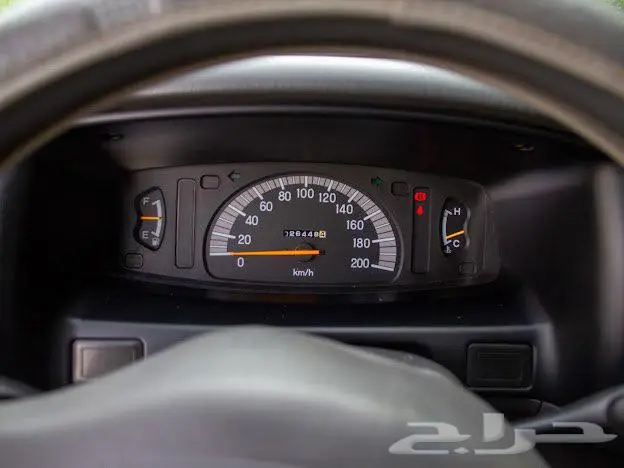 ميتسوبيشي L 200 2006 مخزن شبه جديدة 4