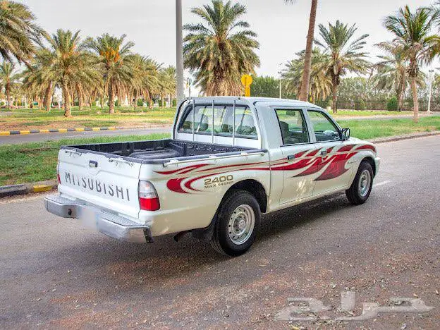 ميتسوبيشي L 200 2006 مخزن شبه جديدة 8