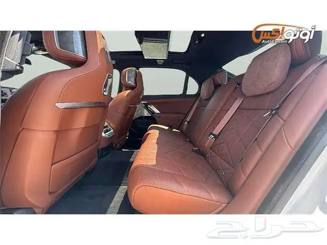 2024 بي إم دبليو 760i xDrive 13