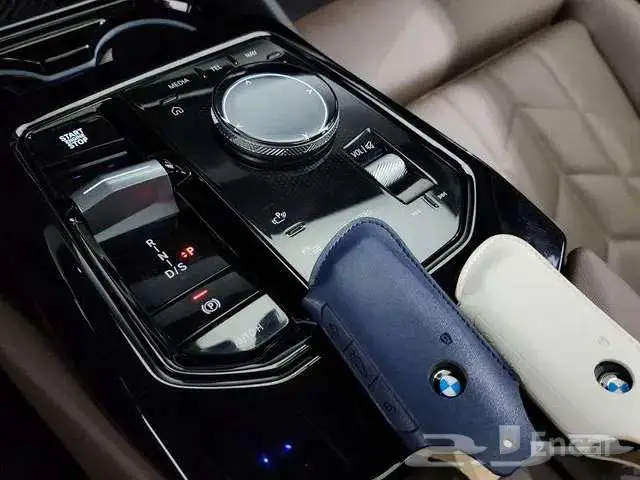 بي ام الفئة الخامسة 520 - BMW520 2024 11