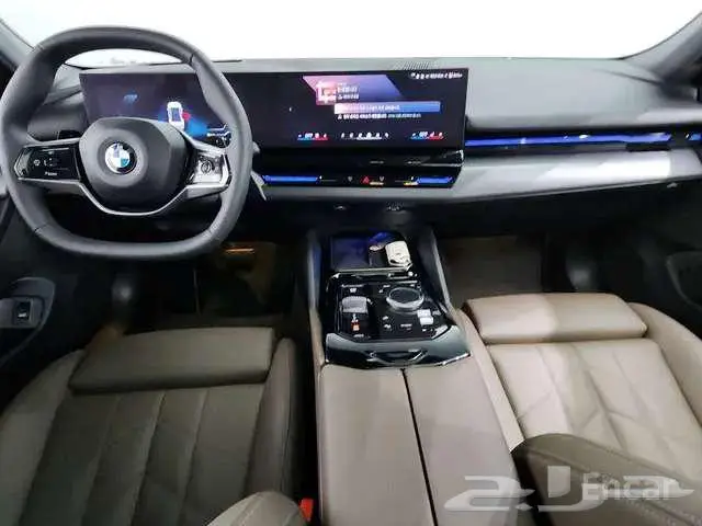 بي ام الفئة الخامسة 520 - BMW520 2024 10