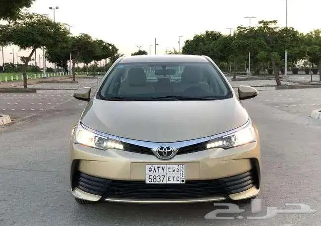 كورولا 2019 سعوديXLI بدي وكاله 1.6ممشي قليل 33 ألف kmمخزنه 10