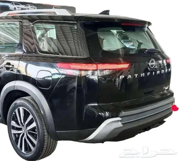 نيسان باثفايندر مستعملة موديل 2023 بنزين حبه فقط 4