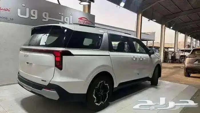كيا كرنفال استاندر موديل 2025 كاش وتقسيط بأفضل الاسعار 1