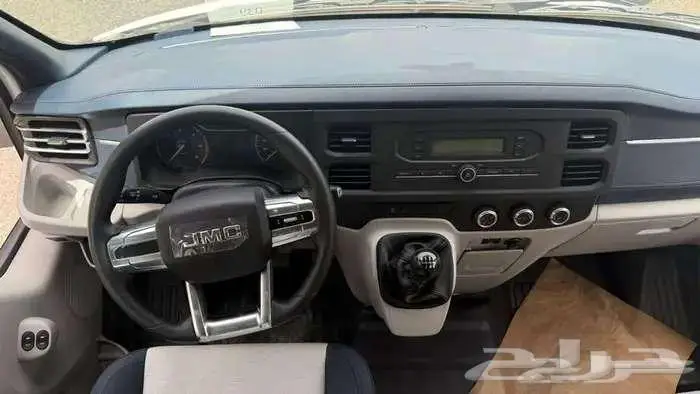 باص جي ام سي ركاب 16 راكب 2026 6