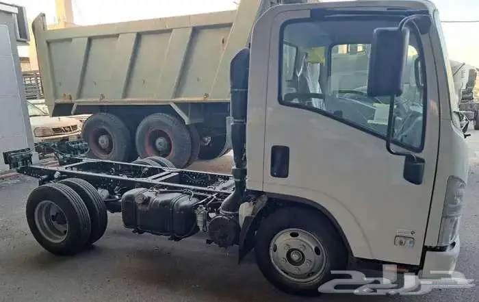 ايسوزو دينا 3 طن قصير 2025 5