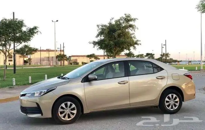 كورولا 2019 سعوديXLI بدي وكاله 1.6ممشي قليل 33 ألف kmمخزنه 49