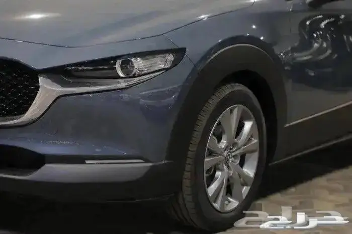 مازدا CX30 نص فل فتحة سقف اربعة سلندر موديل 2025 7