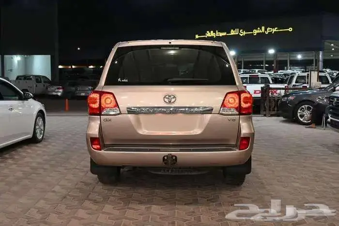 تويوتا لاندكروزر 2015 جي اكس 3