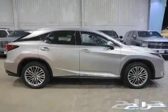 ليكزس RX 350 BB فل كامل بانوراما ستة سلندر بنزين موديل 2021 3