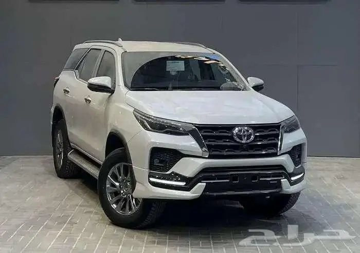تويوتا فورشنر VX3 بنزين موديل 2025 كاش واقساط 0