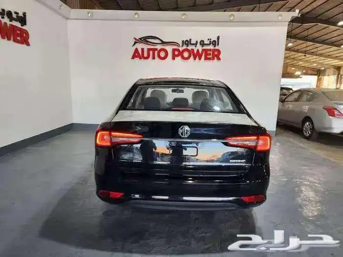 ام جي 5 استاندر 2025 6