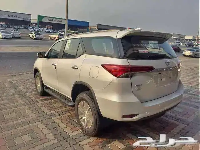 تويوتا فورشنر 2025 ديزل 4X4 سعودي 4