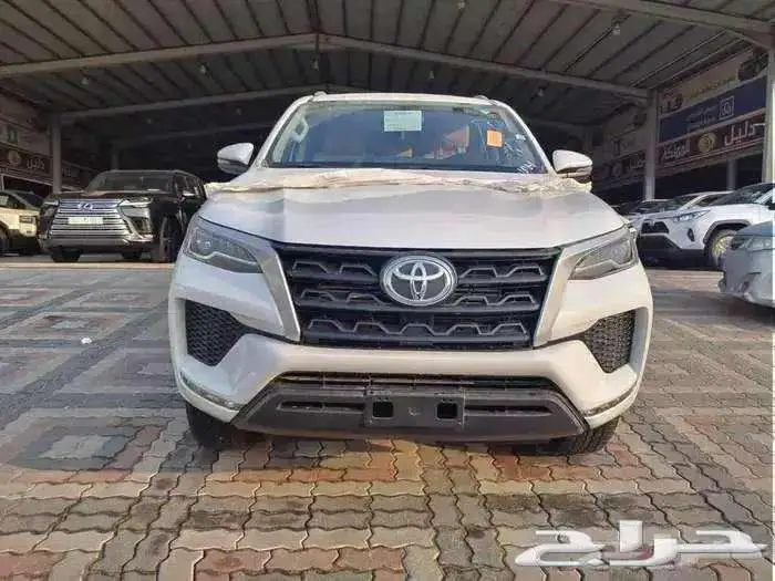 تويوتا فورشنر 2025 ديزل 4X4 سعودي 3