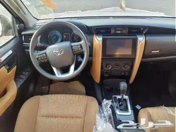 تويوتا فورشنر 2025 ديزل 4X4 سعودي 7