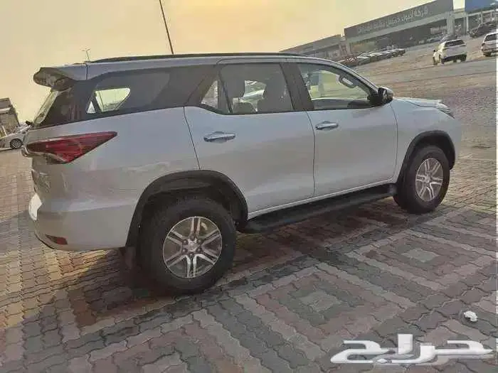 تويوتا فورشنر 2025 ديزل 4X4 سعودي 8
