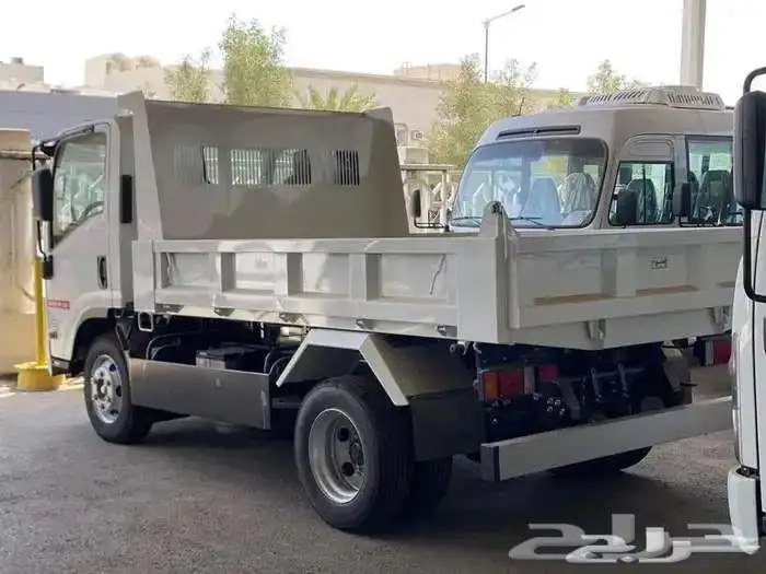 ايسوزو قلاب 3 طن 5 طن 2025 4