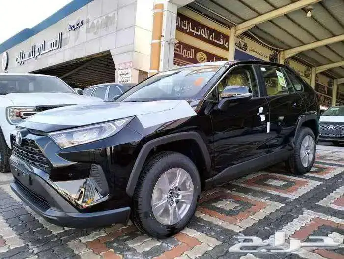 تويوتا راف فور LE دبل 2025 عبد اللطيف جميل 1