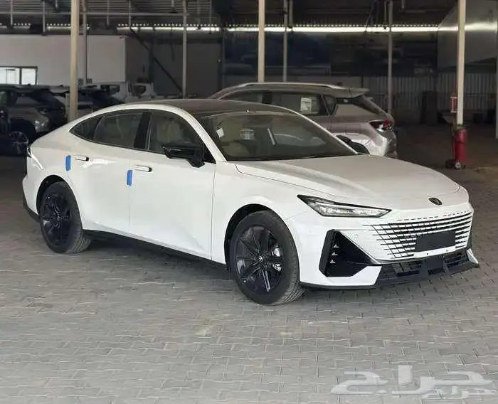 شانجان يونى فى 2026- CHANGAN UNI-V 4