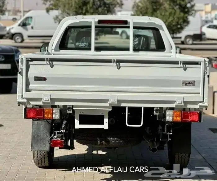 ايسوزو ديماكس غماره. استاندر 6