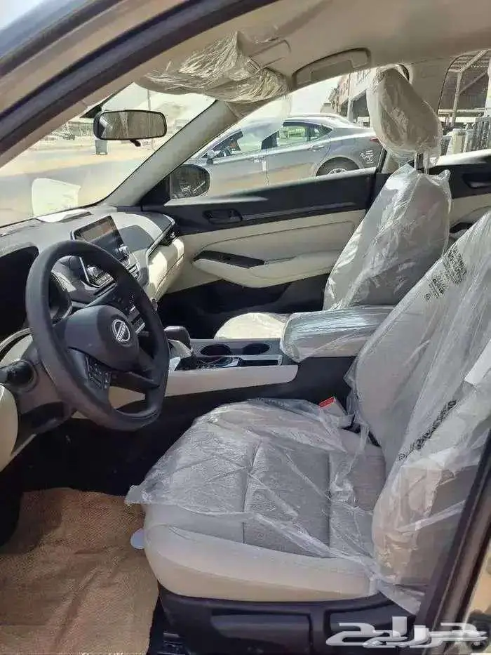 نيسان التيما 2025 استاندر 8