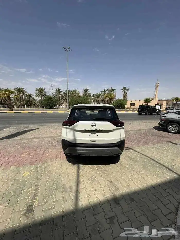نيسان اكس تريل ستاندر بدون دبل 2025 ع 3