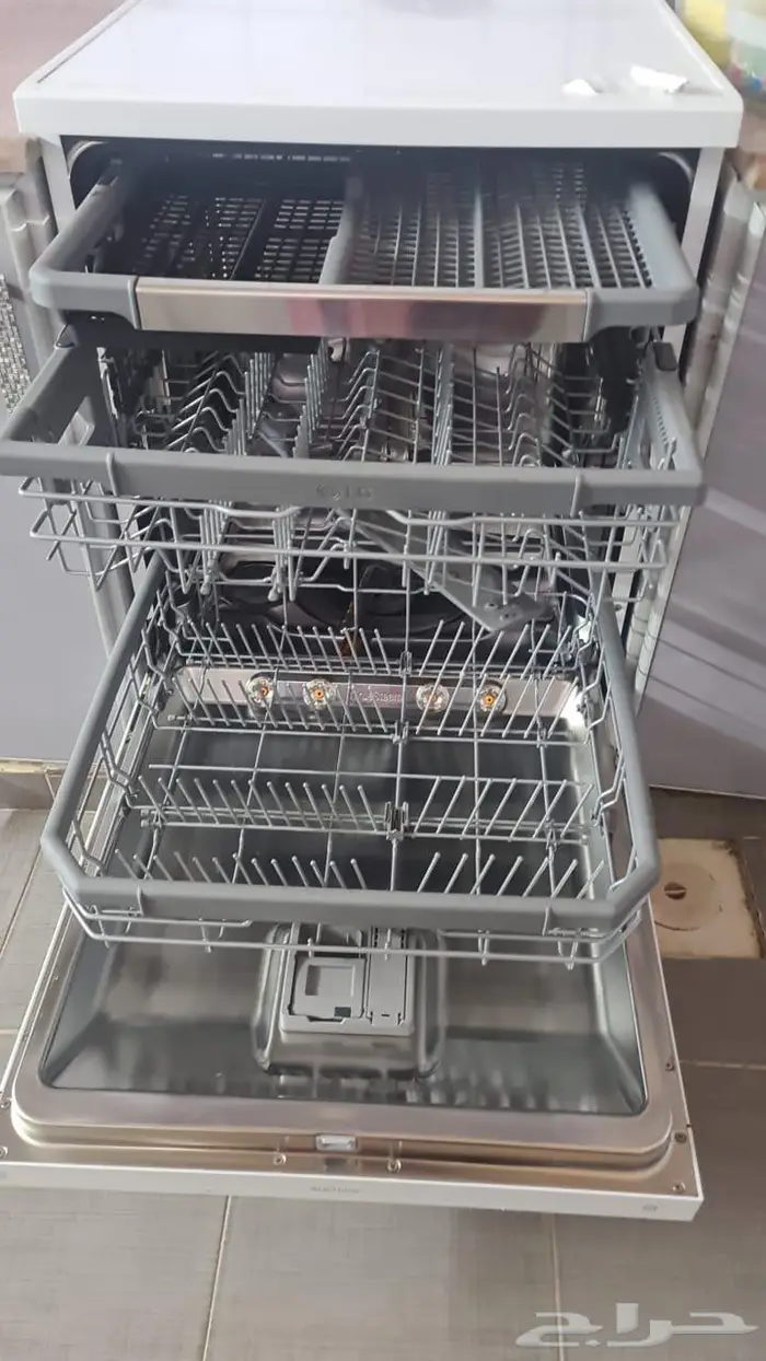 غسالة صحون LG شبه جديده 3