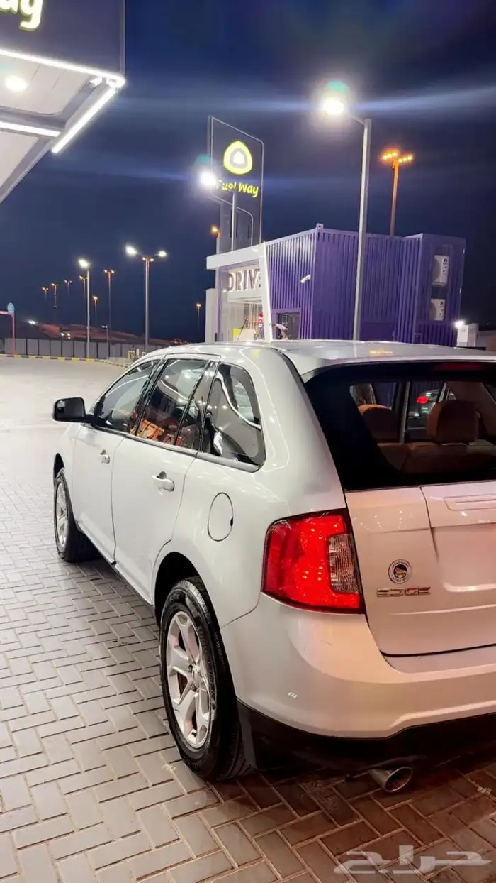 فورد ايدج 8
