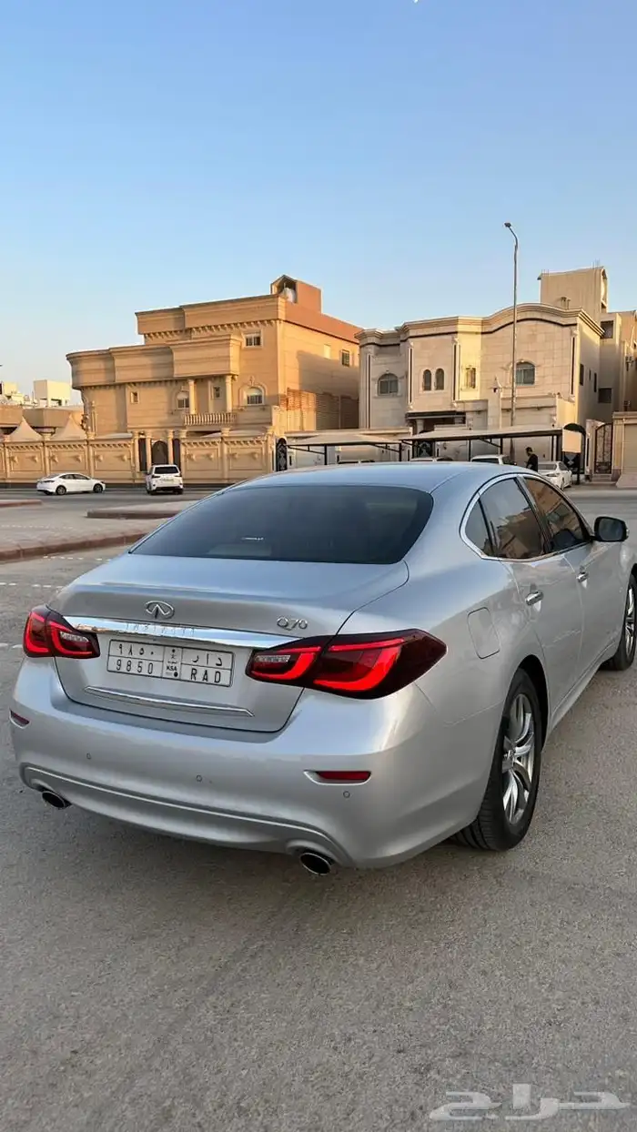 للبيع انفنتي q70 2016 3