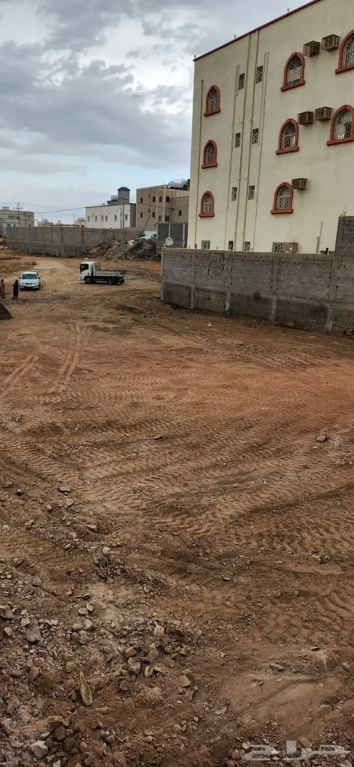 أرض مسورة بالكامل للبيع 29