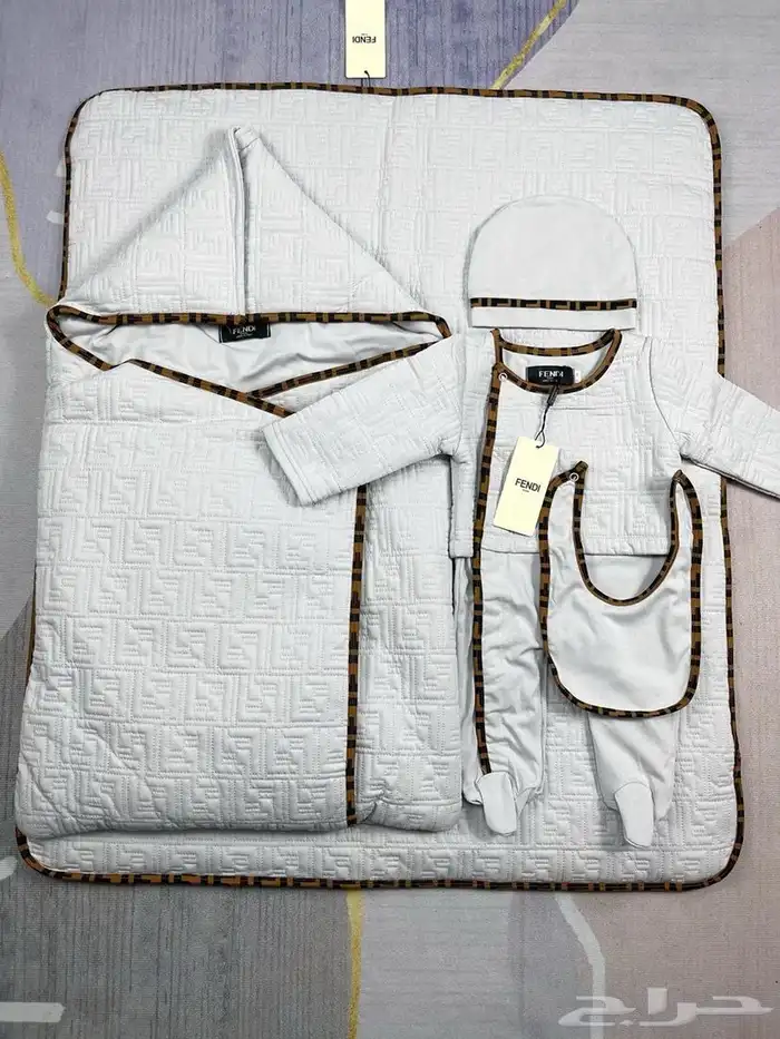 ملابس مواليد مدسات وأطقم مواليد 4