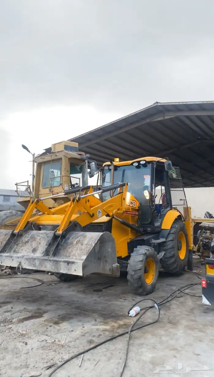 متواجد 2 جي سي بي للايجار الشهري واليومي التواصل واتس اب 1