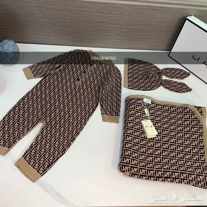 ملابس مواليد مدسات وأطقم مواليد 0