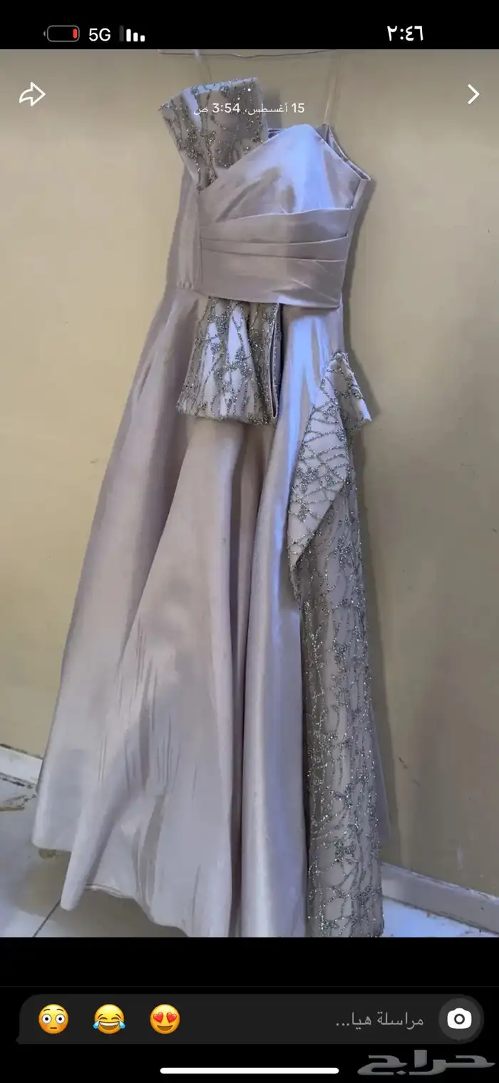 عندي فستان لبسه وحده مقاس M 1