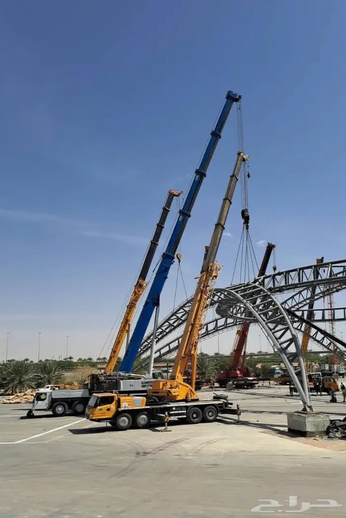 تأجير مان لفت سيزر لفت سقايل كهربائيه 8