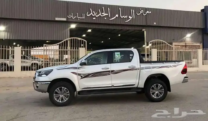 هايلوكس 2025 فل كامل تمتيك S_GLX بنزين دبل جديد 9