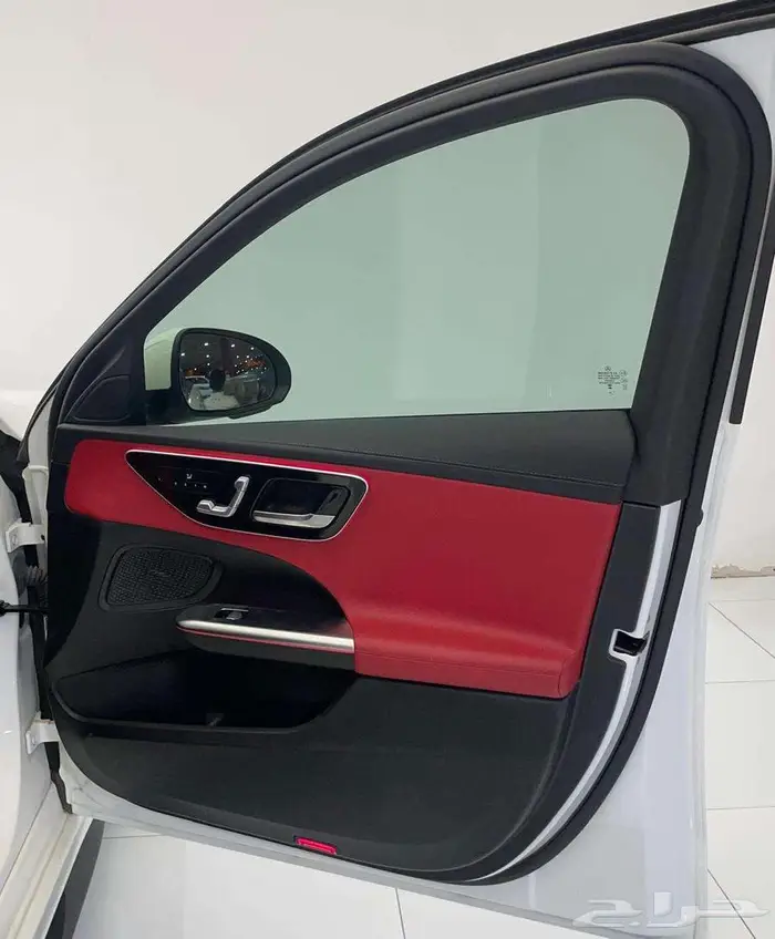 مرسيدس C200 2023 22