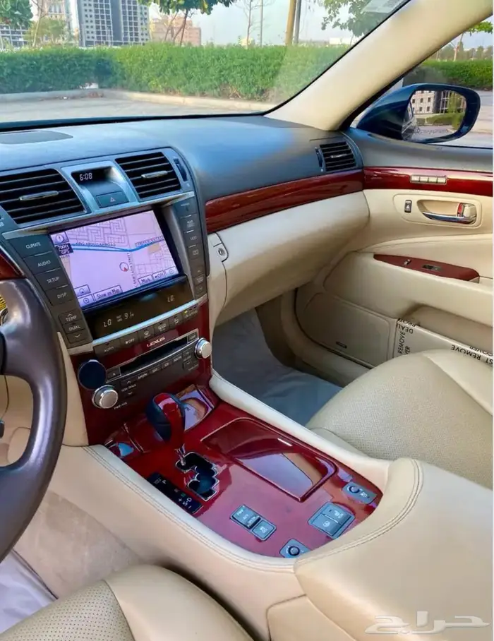 لكزس LS460 بحالة الوكالة 13