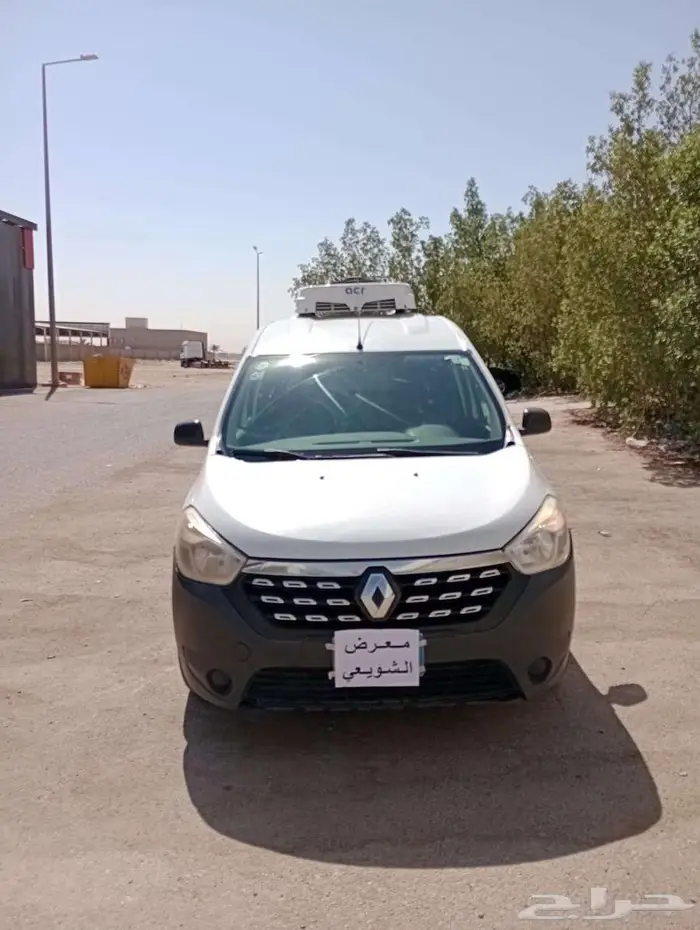 رينو دوكر فان موديل 2020 بثلاجه 0