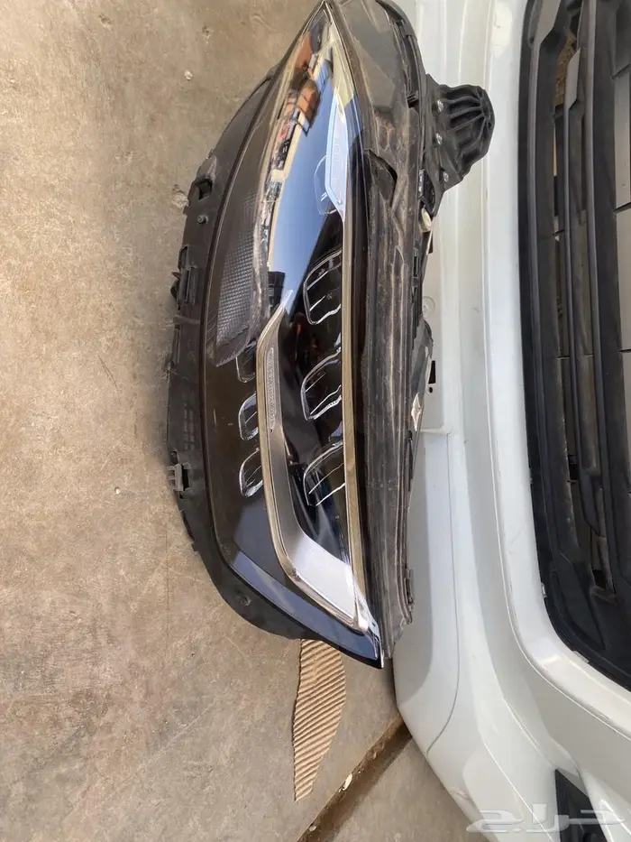 شمعه يمين مرسيدس- cls 350 5