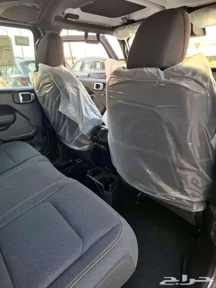 جيب رانجلر 2024 10