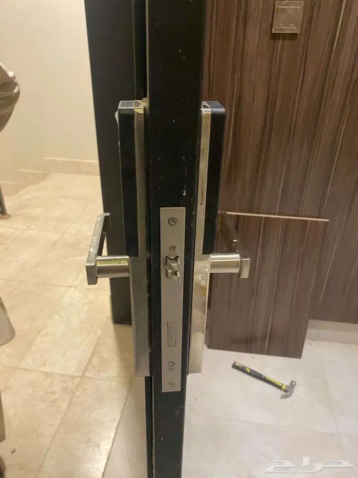 خدمة تركيب الاقفال الذكية في جدة ( بصمة - كود - بطاقة ) 1