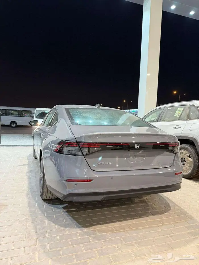 هوندا اكورد EX نص فل 2025 18
