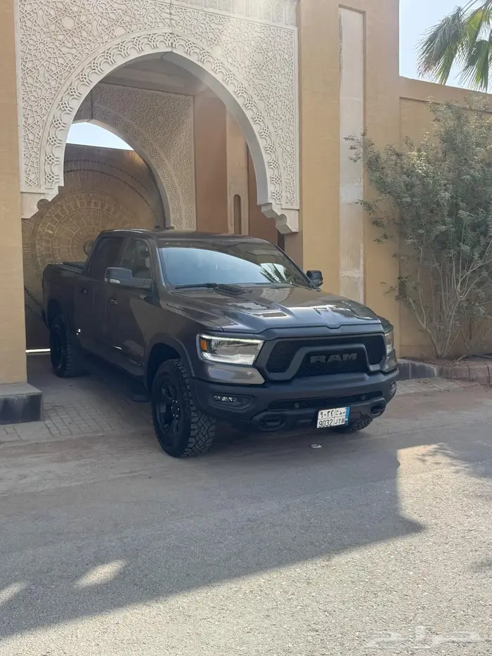 دوج رام ريبل 1500 (2023) 25