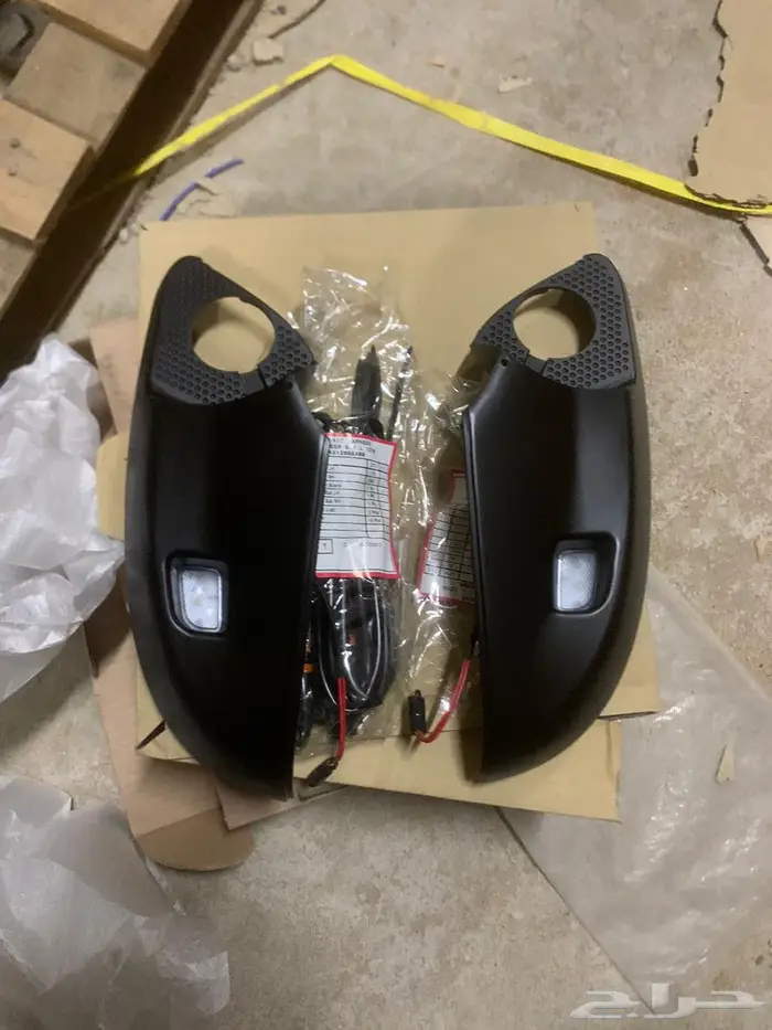 اكسسوارات سيارات تويوتا اصلي وكالة 15