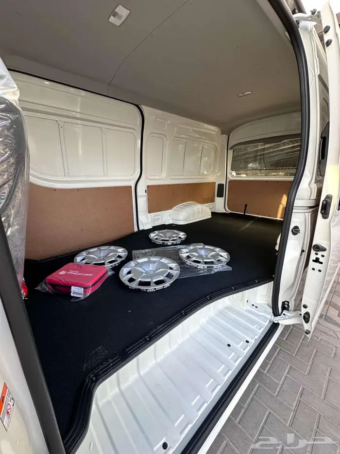 تويوتا باص ها يس 2026 13