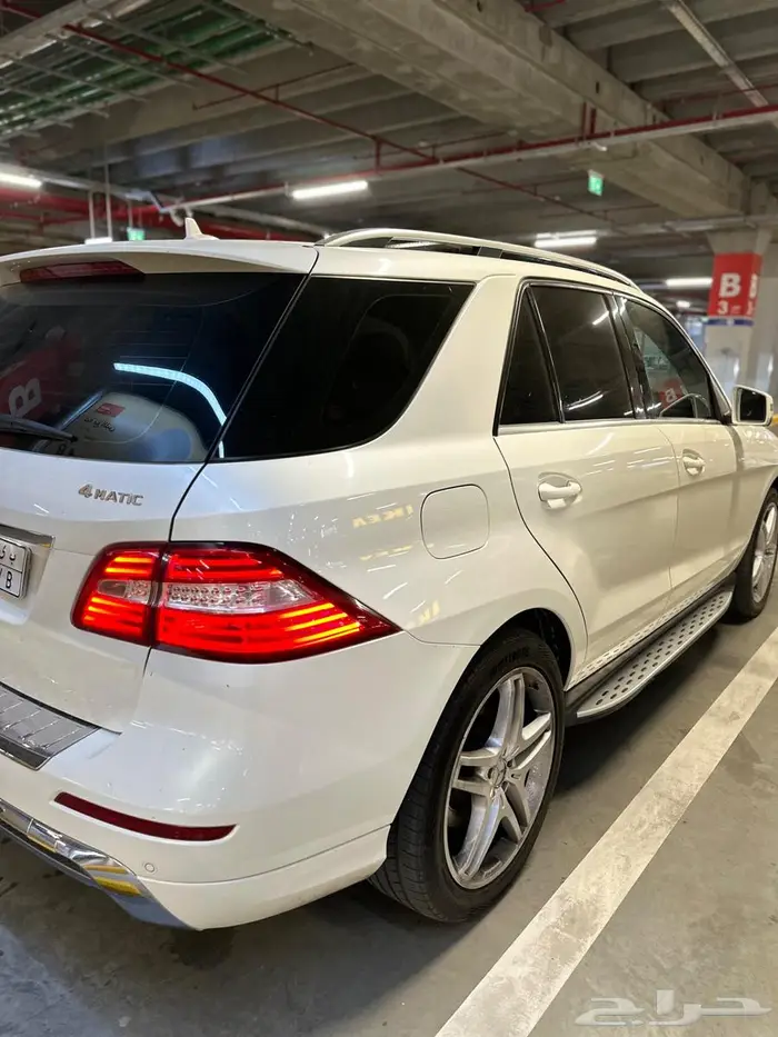 مرسيدس ML350 ممشى160 الف بدي وكالة 24
